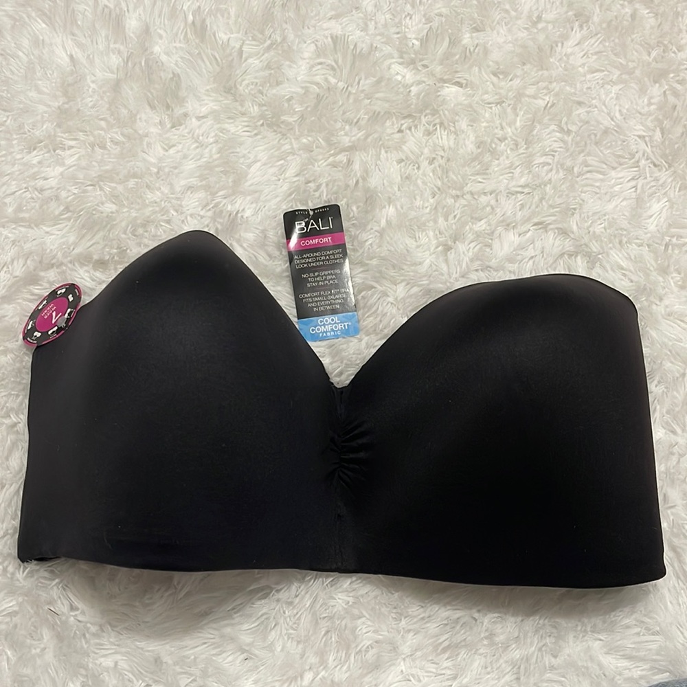 Womens Bali black strapless bra